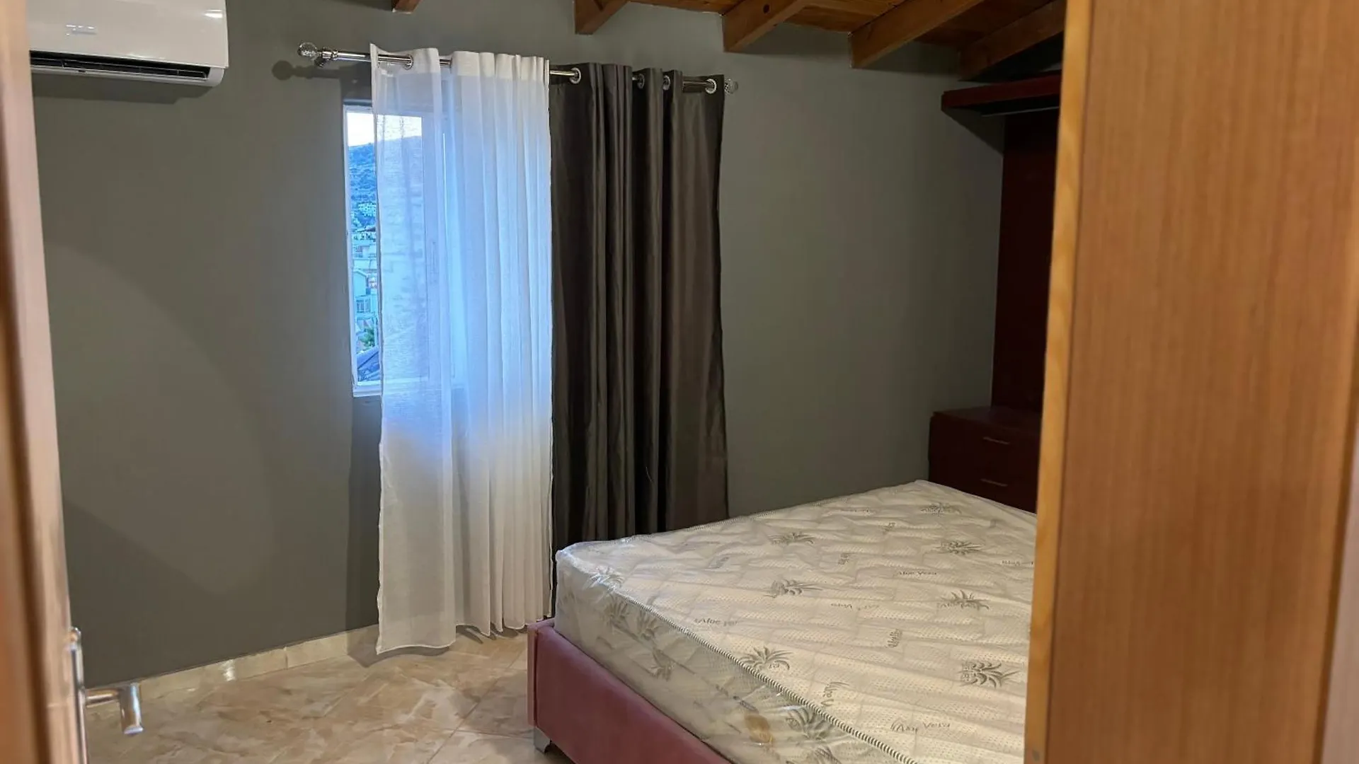 Sky Home Sarande